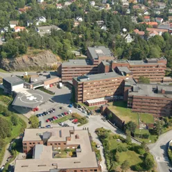 Arendal sykehus sett fra lufta.