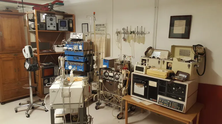 Gamle gjenstander fra sykehusmuseet